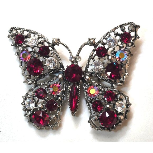 Vintage Weiss Rhinestone Butterfly Brooch Red & Clear Crystal Elegant Signed - Picture 1 of 10